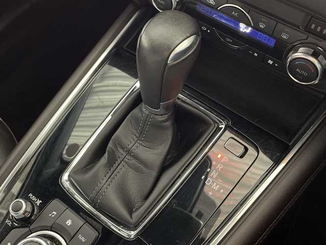 マツダ ＣＸ－８ XD Lパッケージ 神奈川県 2018(平30)年 4.3万km ソウルレッドクリスタルM ディーゼルターボ/シルバールーフレール/マツダコネクトナビゲーション/フルセグ　CD　DVD/Bluetooth　AUX/360度ビューカメラ/ヘッドアップディスプレイ/パワーバックドア/i-ACTIVSENSE/アドバンストスマートシティブレーキサポート/アダプティブLEDヘッドライト/ハイビームコントロールシステム/誤発進抑制制御/車線逸脱警報システム/車線逸脱抑制装置/全車速追従機能付きマツダレーダークルーズコントロール/スマートブレーキサポート/ブラインドスポットモニタリング/リアクロストラフィックアラート/前後センサー/アイドリングストップ/革シート/前席/2列目シートヒーター/前席パワーシート/運転席ポジションメモリー/革巻きステアリング/ステアリングヒーター/ステアリングスイッチ/純正前方ドライブレコーダー/純正ETC/電動パーキングブレーキ/オートブレーキホールド/プッシュスタート/スマートキー/LEDヘッドランプ/オートライト/フロントフォグランプ/純正19インチアルミホイール/純正リアスポイラー