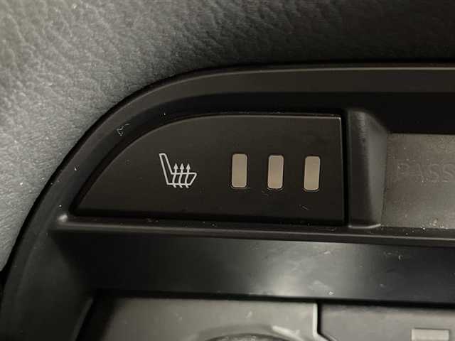 マツダ ＣＸ－８ XD Lパッケージ 神奈川県 2018(平30)年 4.3万km ソウルレッドクリスタルM ディーゼルターボ/シルバールーフレール/マツダコネクトナビゲーション/フルセグ　CD　DVD/Bluetooth　AUX/360度ビューカメラ/ヘッドアップディスプレイ/パワーバックドア/i-ACTIVSENSE/アドバンストスマートシティブレーキサポート/アダプティブLEDヘッドライト/ハイビームコントロールシステム/誤発進抑制制御/車線逸脱警報システム/車線逸脱抑制装置/全車速追従機能付きマツダレーダークルーズコントロール/スマートブレーキサポート/ブラインドスポットモニタリング/リアクロストラフィックアラート/前後センサー/アイドリングストップ/革シート/前席/2列目シートヒーター/前席パワーシート/運転席ポジションメモリー/革巻きステアリング/ステアリングヒーター/ステアリングスイッチ/純正前方ドライブレコーダー/純正ETC/電動パーキングブレーキ/オートブレーキホールド/プッシュスタート/スマートキー/LEDヘッドランプ/オートライト/フロントフォグランプ/純正19インチアルミホイール/純正リアスポイラー