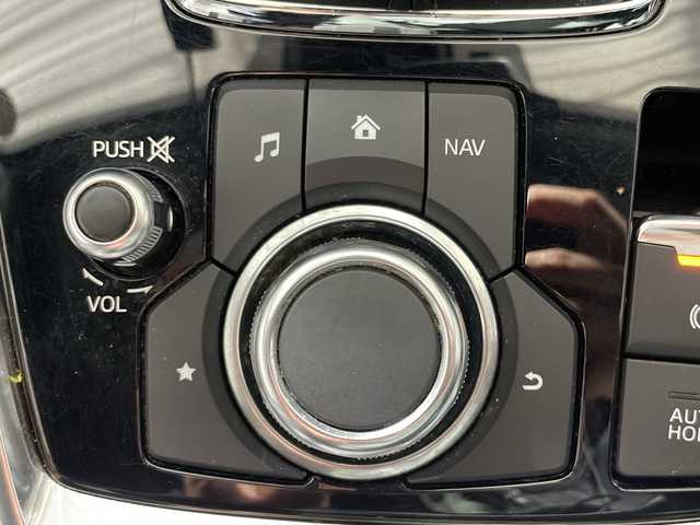 マツダ ＣＸ－８ XD Lパッケージ 神奈川県 2018(平30)年 4.3万km ソウルレッドクリスタルM ディーゼルターボ/シルバールーフレール/マツダコネクトナビゲーション/フルセグ　CD　DVD/Bluetooth　AUX/360度ビューカメラ/ヘッドアップディスプレイ/パワーバックドア/i-ACTIVSENSE/アドバンストスマートシティブレーキサポート/アダプティブLEDヘッドライト/ハイビームコントロールシステム/誤発進抑制制御/車線逸脱警報システム/車線逸脱抑制装置/全車速追従機能付きマツダレーダークルーズコントロール/スマートブレーキサポート/ブラインドスポットモニタリング/リアクロストラフィックアラート/前後センサー/アイドリングストップ/革シート/前席/2列目シートヒーター/前席パワーシート/運転席ポジションメモリー/革巻きステアリング/ステアリングヒーター/ステアリングスイッチ/純正前方ドライブレコーダー/純正ETC/電動パーキングブレーキ/オートブレーキホールド/プッシュスタート/スマートキー/LEDヘッドランプ/オートライト/フロントフォグランプ/純正19インチアルミホイール/純正リアスポイラー