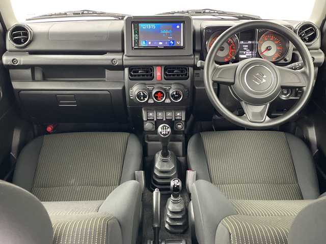 スズキ ジムニー XC 道央・札幌 2021(令3)年 1.7万km ピュアホワイトP ・4WD/・5速ＭＴ/・社外ディスプレイオーディオ（CD＆DVD＆BT）/・スズキセーフティサポート/・Ｄ＋Ｎ席シートヒーター/・ビルトインＥＴＣ/・オートライト/・ハロゲンヘッドライト/・スマートキー/・スペアキー