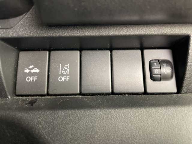 スズキ ジムニー XC 道央・札幌 2021(令3)年 1.7万km ピュアホワイトP ・4WD/・5速ＭＴ/・社外ディスプレイオーディオ（CD＆DVD＆BT）/・スズキセーフティサポート/・Ｄ＋Ｎ席シートヒーター/・ビルトインＥＴＣ/・オートライト/・ハロゲンヘッドライト/・スマートキー/・スペアキー