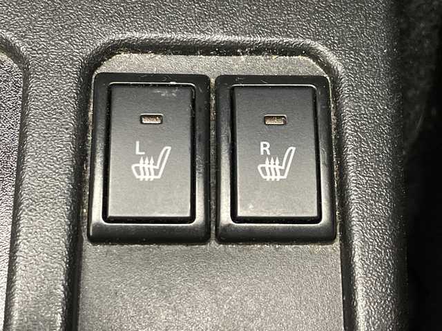 スズキ ジムニー XC 道央・札幌 2021(令3)年 1.7万km ピュアホワイトP ・4WD/・5速ＭＴ/・社外ディスプレイオーディオ（CD＆DVD＆BT）/・スズキセーフティサポート/・Ｄ＋Ｎ席シートヒーター/・ビルトインＥＴＣ/・オートライト/・ハロゲンヘッドライト/・スマートキー/・スペアキー