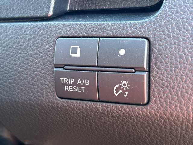 日産 セレナ ハイウェイスター Sハイブリッド 神奈川県 2013(平25)年 8.5万km ブリリアントホワイトパール 純正SDナビ【MC312D-W】/Bluetooth・CD・SD・USB・AUX/フリップダウンモニター/ブラインドスポットモニター/バックカメラ/クルーズコントロール/スペアキー1本/片側パワースライドドア/ビルトインETC/スマートキー/純正16インチアルミホイール/LEDヘッドライト/オートライト/取扱説明書