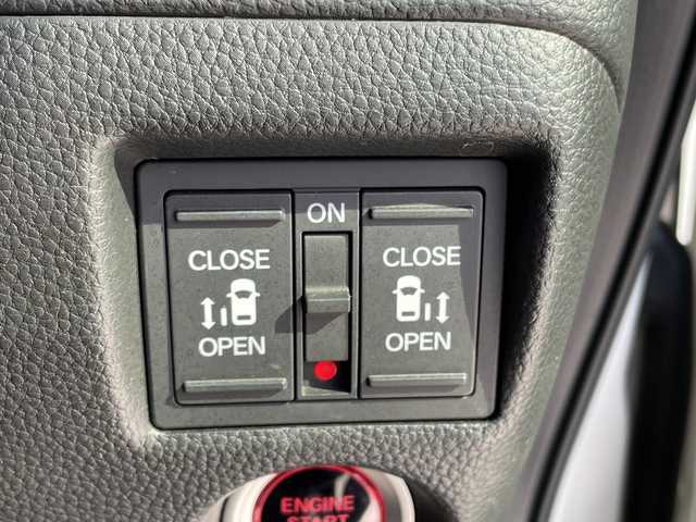 ホンダ Ｎ ＢＯＸ カスタム L 愛知県 2021(令3)年 4.2万km プラチナホワイトパール ホンダセンシング/純正9型ナビ/両側パワースライドドア/レーダークルーズコントロール/シートヒーター/バックカメラ/コーナーセンサー/純正アルミホイール/LEDヘッドライト/レーンキープアシスト/ドライブレコーダー/衝突軽減システム/ETC/フルセグ/CD DVD/Bluetooth/ステアリングスイッチ/スマートキー/プッシュスタート