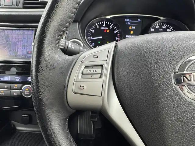 日産 エクストレイル 20X エマージェンシーブレーキ 愛知県 2015(平27)年 9.9万km 黒 日産純正オリジナルナビゲーションシステム/フルセグTV/Bluetooth対応/バックカメラ/プッシュスタート/ステアリングリモコン/ETC/オートエアコン/エマージェンシーブレーキ/アイドリングストップ/フルフラットシート/純正フロアマット/純正17インチアルミホイール/オートライト/純正LEDヘッドライト/フォグランプ/スマートキー