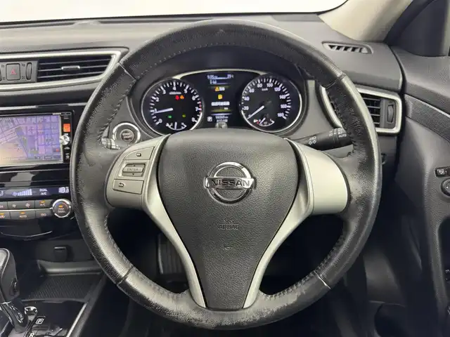 日産 エクストレイル 20X エマージェンシーブレーキ 愛知県 2015(平27)年 9.9万km 黒 日産純正オリジナルナビゲーションシステム/フルセグTV/Bluetooth対応/バックカメラ/プッシュスタート/ステアリングリモコン/ETC/オートエアコン/エマージェンシーブレーキ/アイドリングストップ/フルフラットシート/純正フロアマット/純正17インチアルミホイール/オートライト/純正LEDヘッドライト/フォグランプ/スマートキー