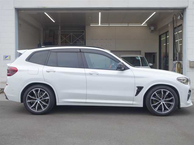 ＢＭＷ Ｘ３ xDrive20d Mスポーツ 静岡県 2018(平30)年 6.6万km アルピンホワイトⅢ 禁煙車/車検令和9年5月まで/2000CCディーゼルターボ/4WD/パーキングアシストプラス/ドライビングアシストプラス/　アクティブクルーズコントロール/　ステアリング/レーンコントロールアシスト/　レーンディパーチャー/　レーンチェンジウォーニング/　アクティブサイドコリジョン/　前車接近警告機能/　衝突回避・被害軽減ブレーキ/　クロストラフィック/アダプティブLEDヘッドライト/ブラックレザーシート/　前席シートヒーター・パワーシート/後席エアコン/社外Mフロントグリル/　フロントスポイラー/　ルーフスポイラー/　テールゲートスポイラー/　Mタイプミラーカバー/　シーケンシャルウインカーミター/　フロントヘッドライト・フォグ/　テールレンズブラッククリア済み/純正OP20インチAW/純正HDDナビ・DVD・CD・BT/　フルセグTV ＴＶキット/　全方位バックカメラ/多数コーディング/　アルピナメーター//　アイドルオフ/バック音ロールス/ユピテル360ど+リヤドライブレコーダー/社外ローダウサス/ワイドスペーサー/社外ワインカラーカーペット/ラゲージマット/カバー/純正スマートキー