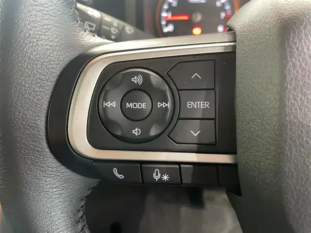 ダイハツ タフト G 鹿児島県 2023(令5)年 1.3万km セラミックグリーンM ラギッドパック/バックモニター/社外ナビ/　・Bluetooth接続/　・フルセグTV/　・HDMI接続/　・iPod接続/　・CD/DVD再生/　・USB接続/マッドスタータイヤ/スカイフィールドトップ/運転席助手席シートヒーター/前後ドライブレコーダー/ETC/電動パーキングブレーキ/オートブレーキホールド/純正アルミホイール/本革巻きステアリング/電動格納ミラー/ルーフレール/フォブランプ/禁煙車