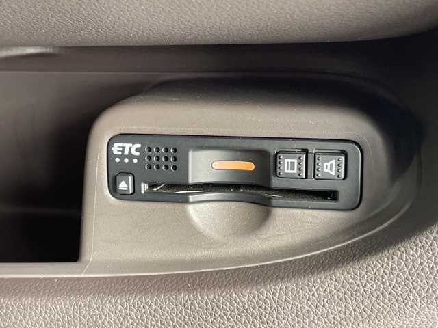 ホンダ Ｎ ＯＮＥ セレクト 愛知県 2018(平30)年 3.5万km プレミアムアイボリーパール2トーン 純正ナビ/バックカメラ/ＥＴＣ/シートヒーター/フルセグ/Bluetooth/CD DVD/ステアリングスイッチ/スマートキー/プッシュスタート