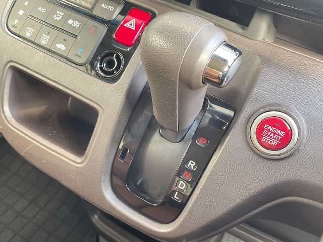 ホンダ Ｎ ＯＮＥ セレクト 愛知県 2018(平30)年 3.5万km プレミアムアイボリーパール2トーン 純正ナビ/バックカメラ/ＥＴＣ/シートヒーター/フルセグ/Bluetooth/CD DVD/ステアリングスイッチ/スマートキー/プッシュスタート