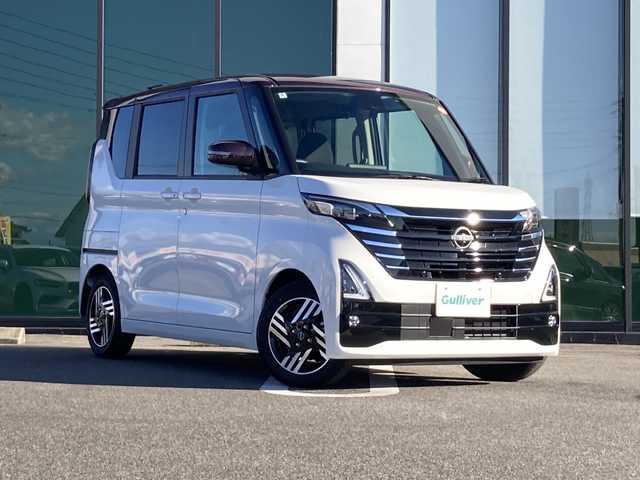 日産 ルークス 岐阜県 2024(令6)年 0.6万km パール 登録時走行距離5418km/カラーコード V12W13 カンジュクカシス/シルキーホワイト３P/全方位カメラ/デジタルインナーミラー/両側パワースライドドア/クルーズコントロール/前後コーナーセンサー/社外ＳＤナビ/ワンセグＴＶ/バックカメラ/ツートンカラー/純正アルミホイール/プッシュスタート/スマートキー/スペアキー/LEDヘッドライト/フォグランプ/ETC