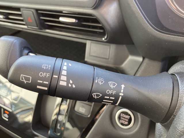 日産 ルークス 岐阜県 2024(令6)年 0.6万km パール 登録時走行距離5418km/カラーコード V12W13 カンジュクカシス/シルキーホワイト３P/全方位カメラ/デジタルインナーミラー/両側パワースライドドア/クルーズコントロール/前後コーナーセンサー/社外ＳＤナビ/ワンセグＴＶ/バックカメラ/ツートンカラー/純正アルミホイール/プッシュスタート/スマートキー/スペアキー/LEDヘッドライト/フォグランプ/ETC