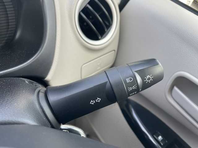 三菱 ｅＫワゴン M e－アシスト 三重県 2015(平27)年 8.7万km クールシルバーメタリック 低車速域衝突被害軽減ブレーキシステム/誤発進抑制機能/ASC/コーストストップ機能付ストップアンドゴー/ヒルスタートアシスト/純正SDナビ/フルセグTV/【CD/SD】/リモコンキー/純正フロアマット