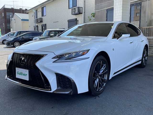 レクサス ＬＳ 500 Fスポーツ 京都府 2019(平31)年 3.5万km ホワイトノーヴァガラスフレーク 純正SDナビ /フルセグTV /Bluetooth/AUX/Miracast/CD/DVD再生機能有/全方位カメラ /BSM /HUD /禁煙 /前後コーナーセンサー /赤ハーフレザー/メモリーパワーシート /エアサスペンション /パドルシフト /ステアリングヒーター/3眼LEDヘッドライト /オートライト/オートマチックハイビーム/クルコン追従有 /サンルーフ/デジタルインナーミラー/純正AW20インチ