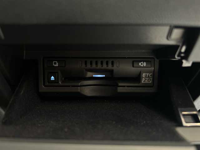 レクサス ＬＳ 500 Fスポーツ 岐阜県 2019(平31)年 3.5万km ホワイトノーヴァガラスフレーク 純正SDナビ /フルセグTV /Bluetooth/AUX/Miracast/CD/DVD再生機能有/全方位カメラ /BSM /HUD /禁煙 /前後コーナーセンサー /赤ハーフレザー/メモリーパワーシート /エアサスペンション /パドルシフト /ステアリングヒーター/3眼LEDヘッドライト /オートライト/オートマチックハイビーム/クルコン追従有 /サンルーフ/デジタルインナーミラー/純正AW20インチ