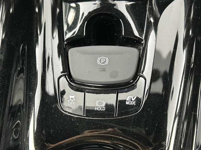トヨタ Ｃ－ＨＲ G 愛知県 2018(平30)年 4.7万km ホワイトパールクリスタルシャイン フルモデリスタエアロ/純正7インチナビ/（Bluetooth/フルセグTV/DVD再生/USB）/バックカメラ/トヨタセーフティセンス/・プリクラッシュセーフティ/・オートマチックハイビーム/・ロードサインアシスト/・レーダークルーズコントロール/・レーンディパーチャーアラート/・先行車発進告知/ブラインドスポットモニター/クリアランスソナー/ビルトインETC/ドライブレコーダー/ハーフレザーシート/前席シートヒーター/純正18インチアルミホイール/スマートキー/LEDヘッドライト/フォグランプ/オートライト/電子パーキング/オートブレーキホールド/革巻きステアリング/ステアリングスイッチ/電動格納ミラー/純正フロアマット