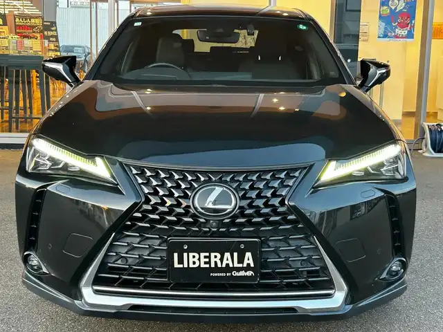 レクサス ＵＸ 富山県 2018(平30)年 3.5万km 黒 セーフティシステム＋/純正メモリナビ/フルセグTV/Bluetooth接続/USB接続/AM/FMラジオ/CD再生/バックカメラ/360°カメラ/D/N席パワーシート/D/N席シートヒーター/アイドリングストップ/プッシュスタート/ACC/ブラインドスポットモニター/LEDヘッドライト