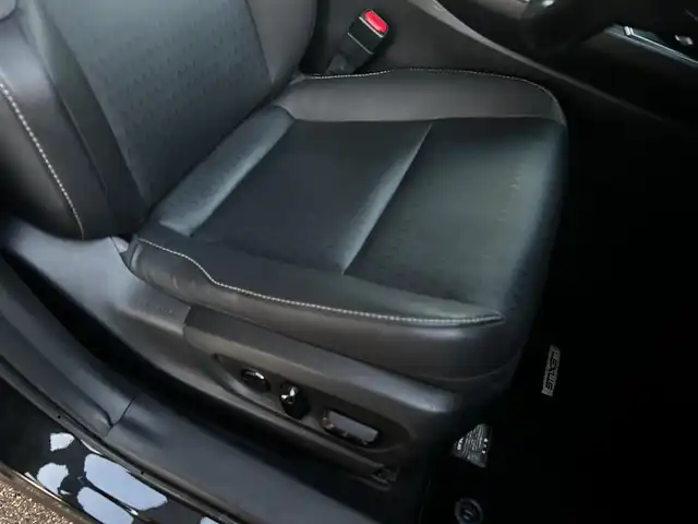 レクサス ＵＸ 富山県 2018(平30)年 3.5万km 黒 セーフティシステム＋/純正メモリナビ/フルセグTV/Bluetooth接続/USB接続/AM/FMラジオ/CD再生/バックカメラ/360°カメラ/D/N席パワーシート/D/N席シートヒーター/アイドリングストップ/プッシュスタート/ACC/ブラインドスポットモニター/LEDヘッドライト