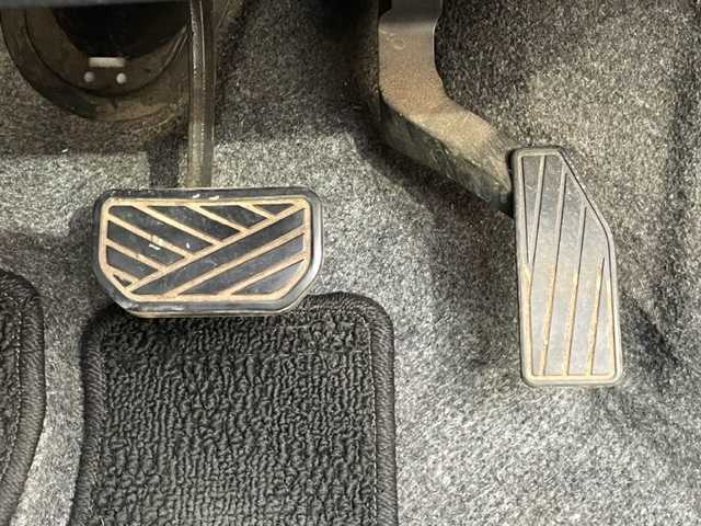 スズキ ハスラー G 茨城県 2015(平27)年 7.1万km クールカーキPM 衝突軽減システム/スマートキー /D席シートヒーター /電動格納ミラー /アイドリングストップ /プッシュスタート /スペアキー /ISOFIX /オートエアコン/純正フロアマット