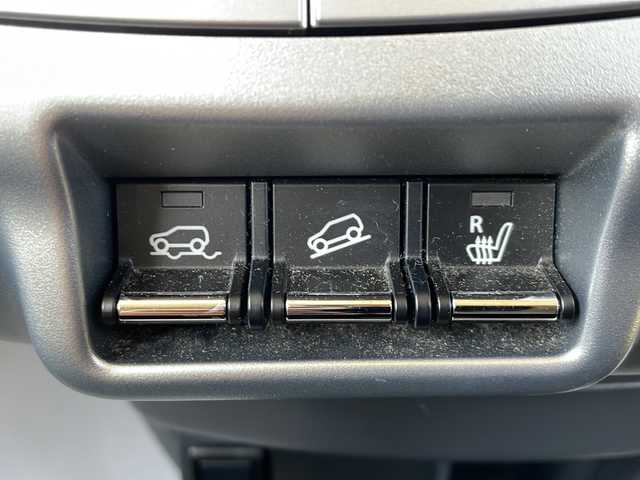 スズキ ハスラー G 山形県 2016(平28)年 4.9万km フェニックスレッドパール/ブルーイッシュブラックパール 4WD/純正ナビ/フルセグテレビ/レーダーブレーキサポート/衝突被害軽減システム/ダウンヒルアシストコントロール/ETC/シートヒーター/Bluetooth/LEDヘッドライト/純正フロアマット/ドアバイザー/スマートキー/プッシュスタート