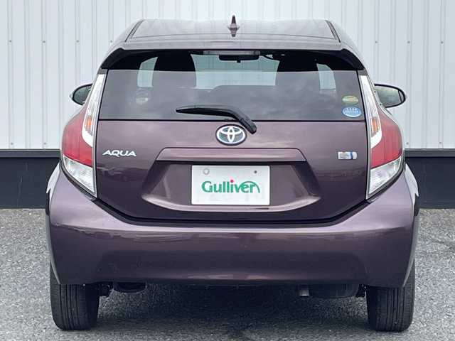 トヨタ アクア S 千葉県 2015(平27)年 2.4万km ディープアメジストマイカメタリック 純正SDナビ/ドライブレコーダー/バックカメラ/横滑り防止装置/ビルトインETC/フォグランプ/オートライト/ウィンカーミラー/電動格納ミラー/シートリフター/プッシュスタート/スマートキー/フロアマット/スペアキー