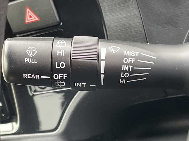 トヨタ アクア S 千葉県 2015(平27)年 2.4万km ディープアメジストマイカメタリック 純正SDナビ/ドライブレコーダー/バックカメラ/横滑り防止装置/ビルトインETC/フォグランプ/オートライト/ウィンカーミラー/電動格納ミラー/シートリフター/プッシュスタート/スマートキー/フロアマット/スペアキー