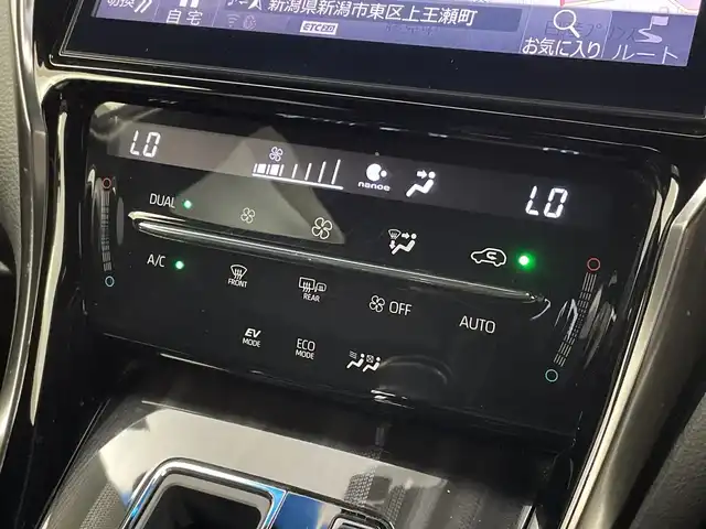 トヨタ ハリアー ハイブリッド プレミアム 新潟県 2018(平30)年 7.2万km スパークリングブラックパールクリスタルシャイン 4WD/ワンオーナー/純正メモリナビ/　フルセグTV/Bluetooth/CD/DVD/USB/レーダークルーズコントロール/衝突被害軽減ブレーキ/レーンキープアシスト/前後コーナーセンサー/パワーバックドア/D席パワーシート/ハーフレザーシート/バックモニター/ビルトインETC/3眼LEDヘッドライト/オートマチックハイビーム/オートライト/シーケンシャルウインカー/ステアリングスイッチ/禁煙車