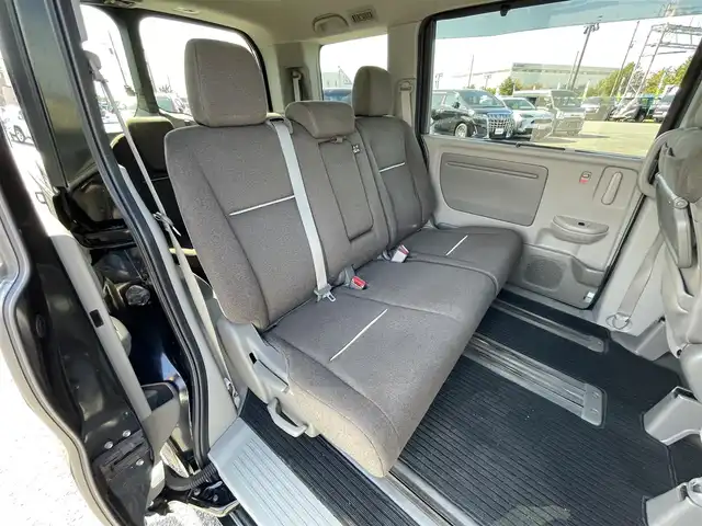 ホンダ ステップワゴン G 道央・札幌 2016(平28)年 7.5万km クリスタルブラックパール ４WD/社外メモリーナビ/CD/DVD/BT/フルセグ/社外フリップダウンモニター/衝突被害軽減ブレーキ/横滑り防止装置/アダプティブクルーズコントロール/レーンキープアシスト/バックカメラ/ビルトインETC/ドライブレコーダー/デジタルインナーミラー/アイドリングストップ/ECONモード/ワイパーデアイサー/片側パワースライドドア/ステアリングリモコン/プッシュスタート/スマートキー/ハロゲンヘッドライト/ヘッドライトレベライザー/電動格納ミラー/ヒーテッドドアミラー/ウィンカーミラー/純正フロアマット/ドアバイザー/スペアキー/純正エンジンスターター/社外AW付冬タイヤ積込/205/60/R16/2023年/山8mm