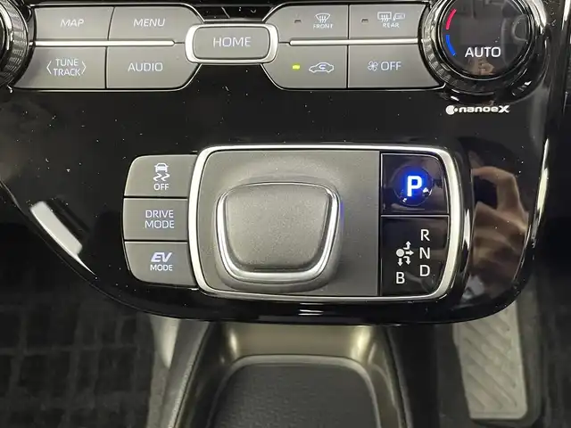 トヨタ アクア Z 千葉県 2021(令3)年 1.8万km クリアベージュメタリック 禁煙車/トヨタセーフティセンス/・プリクラッシュセーフティ/・オートマチックハイビーム /・レーンディパーチャーアラート（LDA）/・ロードサインアシスト（RSA）（道路標識認識支援）/・先行車発進お知らせ機能/純正コネクティッドナビ/バックカメラ/フロントカメラ/サイドカメラ/ETC2.0/クリアランスソナー /ブラインドスポットモニター/スマートキー＆プッシュスタート/革巻きステアリング/ステアリングスイッチ/LEDヘッドライト/フォグライト/電動格納ミラー/純正15インチアルミホイール