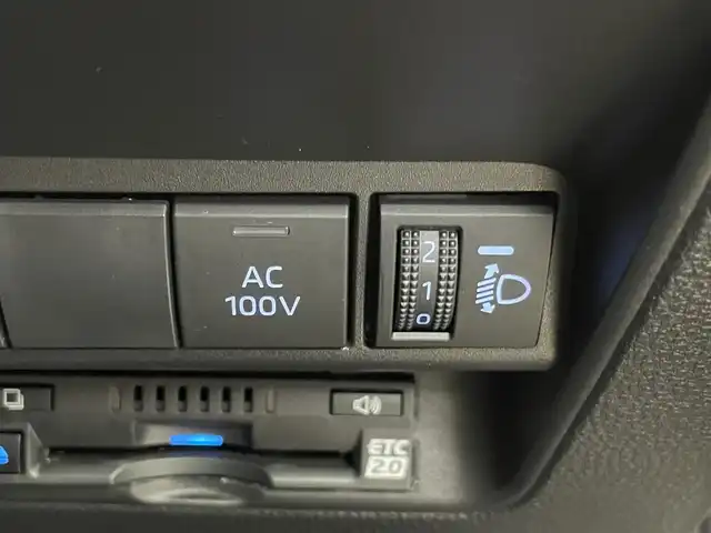 トヨタ アクア Z 千葉県 2021(令3)年 1.8万km クリアベージュメタリック 禁煙車/トヨタセーフティセンス/・プリクラッシュセーフティ/・オートマチックハイビーム /・レーンディパーチャーアラート（LDA）/・ロードサインアシスト（RSA）（道路標識認識支援）/・先行車発進お知らせ機能/純正コネクティッドナビ/バックカメラ/フロントカメラ/サイドカメラ/ETC2.0/クリアランスソナー /ブラインドスポットモニター/スマートキー＆プッシュスタート/革巻きステアリング/ステアリングスイッチ/LEDヘッドライト/フォグライト/電動格納ミラー/純正15インチアルミホイール