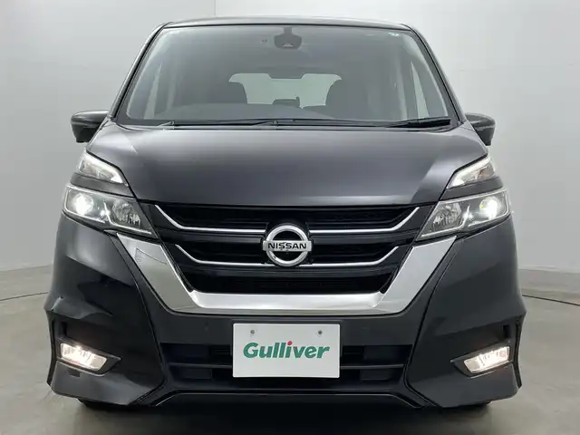 日産 セレナ 岡山県 2016(平28)年 8.9万km ダイヤモンドブラック 純正９インチナビ　(MM516D-L)/【CD/DVD/BT/USB/フルセグ】/純正フリップダウン　/全周囲カメラ　/パーキングアシスト/ビルトインＥＴＣ　/ＬＥＤヘッドライト　/クルーズコントロール　/ドライブレコーダー　前/デジタルインナーミラー　/コーナーセンサー　前後/アイドリングストップ/禁煙車/オートブレーキホールド/踏み間違い防止