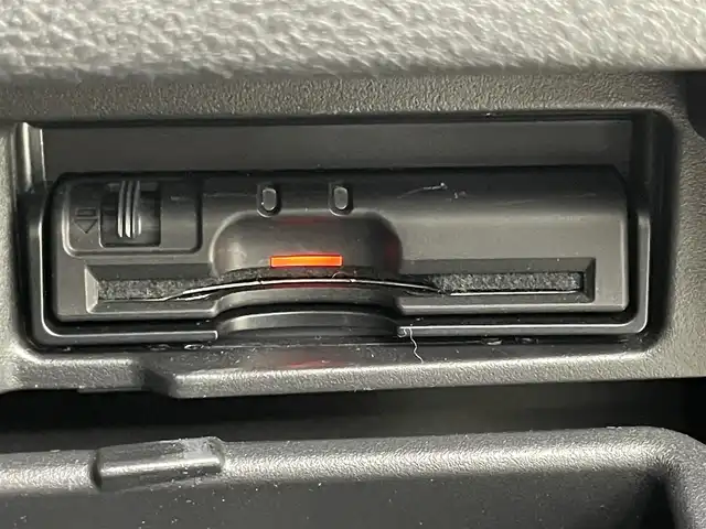 日産 セレナ 岡山県 2016(平28)年 8.9万km ダイヤモンドブラック 純正９インチナビ　(MM516D-L)/【CD/DVD/BT/USB/フルセグ】/純正フリップダウン　/全周囲カメラ　/パーキングアシスト/ビルトインＥＴＣ　/ＬＥＤヘッドライト　/クルーズコントロール　/ドライブレコーダー　前/デジタルインナーミラー　/コーナーセンサー　前後/アイドリングストップ/禁煙車/オートブレーキホールド/踏み間違い防止