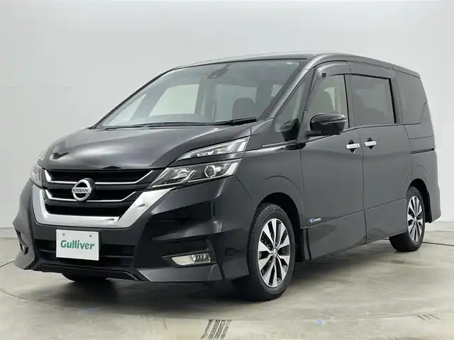 日産 セレナ 岡山県 2016(平28)年 8.9万km ダイヤモンドブラック 純正９インチナビ　(MM516D-L)/【CD/DVD/BT/USB/フルセグ】/純正フリップダウン　/全周囲カメラ　/パーキングアシスト/ビルトインＥＴＣ　/ＬＥＤヘッドライト　/クルーズコントロール　/ドライブレコーダー　前/デジタルインナーミラー　/コーナーセンサー　前後/アイドリングストップ/禁煙車/オートブレーキホールド/踏み間違い防止