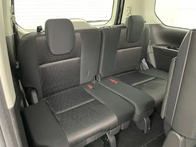 日産 セレナ 岡山県 2016(平28)年 8.9万km ダイヤモンドブラック 純正９インチナビ　(MM516D-L)/【CD/DVD/BT/USB/フルセグ】/純正フリップダウン　/全周囲カメラ　/パーキングアシスト/ビルトインＥＴＣ　/ＬＥＤヘッドライト　/クルーズコントロール　/ドライブレコーダー　前/デジタルインナーミラー　/コーナーセンサー　前後/アイドリングストップ/禁煙車/オートブレーキホールド/踏み間違い防止