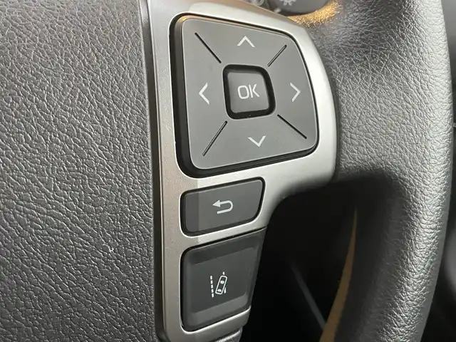 トヨタ ハイエース GL 千葉県 2023(令5)年 2.4万km ホワイトパールクリスタルシャイン 純正7インチナビ/・フルセグTV/・CD/・FM/AM/後席モニター/片側パワースライドドア/全方位カメラ/トヨタセーフティセンス/コーナーセンサー/レーンキープアシスト/100V電源/オートライト/スマートキー