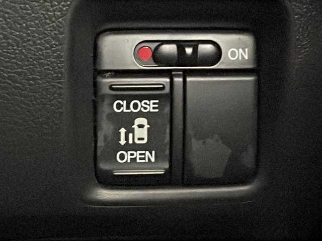 ホンダ Ｎ ＢＯＸ カスタム G Lパッケージ 長野県 2013(平25)年 6.2万km パール ４WD/純正14インチアルミ/左側パワースライドドア/HIDヘッドライト/プッシュスタート/スマートキー