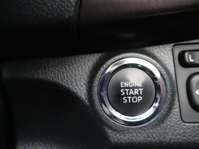 トヨタ ヴィッツ ジュエラ 山形県 2015(平27)年 8.2万km クールソーダメタリック 衝突軽減/ワンオーナー/カーオーディオ CD USB AUX AM/FM/オートライト/14インチアルミ/アイドリングストップ/電動格納ウィンカーミラー/純正フロアマット/スマートキー