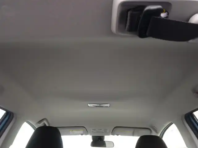 トヨタ ヴィッツ ジュエラ 山形県 2015(平27)年 8.2万km クールソーダメタリック 衝突軽減/ワンオーナー/カーオーディオ CD USB AUX AM/FM/オートライト/14インチアルミ/アイドリングストップ/電動格納ウィンカーミラー/純正フロアマット/スマートキー