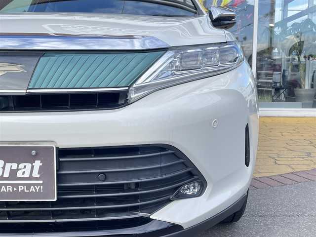 トヨタ ハリアー ハイブリッド プログレス メタル&レザーP 道北・旭川 2018(平30)年 4.8万km ホワイトパールクリスタルシャイン ワンオーナー/フルタイム4WD/ダブルサンルーフ/JBLサウンドシステム/ブラックレザーシート/パワーテールゲート/プリクラッシュセーフティ/レーンデパチャーアラート/レーダークルーズコントロール/インテリジェントソナー/オートハイビーム/全方位カメラ/パノラミックモニター/フルセグ・Bluetooth/ウッドコンビハンドル/前席パワーシート（D席メモリ）/前席エアーシート・ヒーター/リアフォグライト/LEDヘッドライト/LEDデイライト/ビルトインETC/保証書・取説/社外アルミ付きサマータイヤ積み込み(235/55R18)