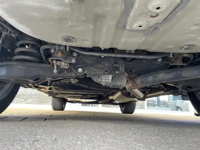 トヨタ ハリアー ハイブリッド プログレス メタル&レザーP 道北・旭川 2018(平30)年 4.8万km ホワイトパールクリスタルシャイン ワンオーナー/フルタイム4WD/ダブルサンルーフ/JBLサウンドシステム/ブラックレザーシート/パワーテールゲート/プリクラッシュセーフティ/レーンデパチャーアラート/レーダークルーズコントロール/インテリジェントソナー/オートハイビーム/全方位カメラ/パノラミックモニター/フルセグ・Bluetooth/ウッドコンビハンドル/前席パワーシート（D席メモリ）/前席エアーシート・ヒーター/リアフォグライト/LEDヘッドライト/LEDデイライト/ビルトインETC/保証書・取説/社外アルミ付きサマータイヤ積み込み(235/55R18)