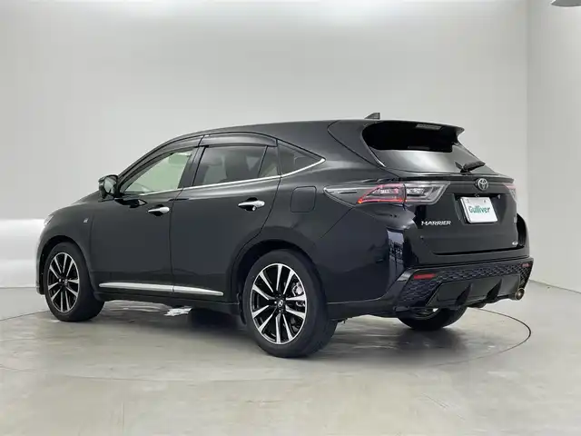 トヨタ ハリアー エレガンス GRスポーツ 埼玉県 2018(平30)年 4.6万km ブラック ＡＬＰＩＮＥ１０インチナビ　バックカメラ　セーフティセンス　レーダークルーズコントロール　ダウンサス　パワーシート　オートホールド　ハーフレザー　純正アルミ　スマートキー　ＬＥＤライト　地デジＴＶ