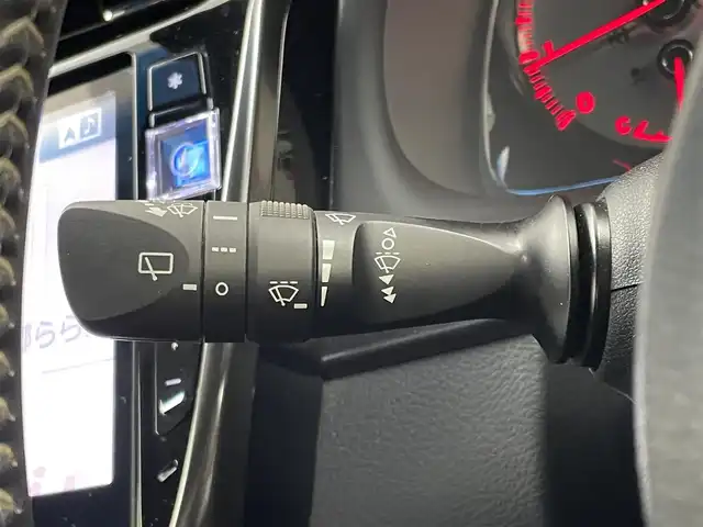 トヨタ ハリアー エレガンス GRスポーツ 埼玉県 2018(平30)年 4.6万km ブラック ＡＬＰＩＮＥ１０インチナビ　バックカメラ　セーフティセンス　レーダークルーズコントロール　ダウンサス　パワーシート　オートホールド　ハーフレザー　純正アルミ　スマートキー　ＬＥＤライト　地デジＴＶ