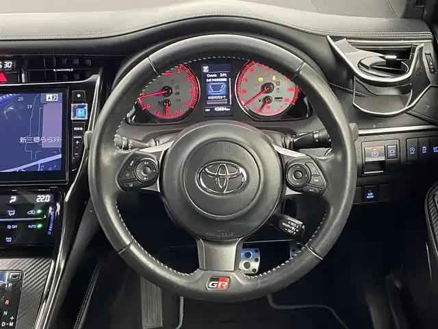 トヨタ ハリアー エレガンス GRスポーツ 埼玉県 2018(平30)年 4.6万km ブラック ＡＬＰＩＮＥ１０インチナビ　バックカメラ　セーフティセンス　レーダークルーズコントロール　ダウンサス　パワーシート　オートホールド　ハーフレザー　純正アルミ　スマートキー　ＬＥＤライト　地デジＴＶ