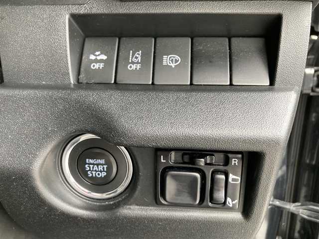 スズキ ジムニー XC 鳥取県 2020(令2)年 3.8万km ブルーイッシュブラックパール3 ４WD・ターボ/ワンオーナー/社外ディスプレイオーディオ/BT/USB/バックカメラ/前後ドライブレコーダー/前席シートヒーター/レーダーブレーキサポート/レーンキープアシスト/クルーズコントロール/LEDヘットライト/純正16インチアルミホイール/ブロックタイヤ/ルーフラック/SUZUKIフロントグリル/オーバーフェンダー/レザー調シートカバー/プッシュエンジンスタート/フロアマット/スタットレスセット積み込/（タイヤ溝6-7部山）