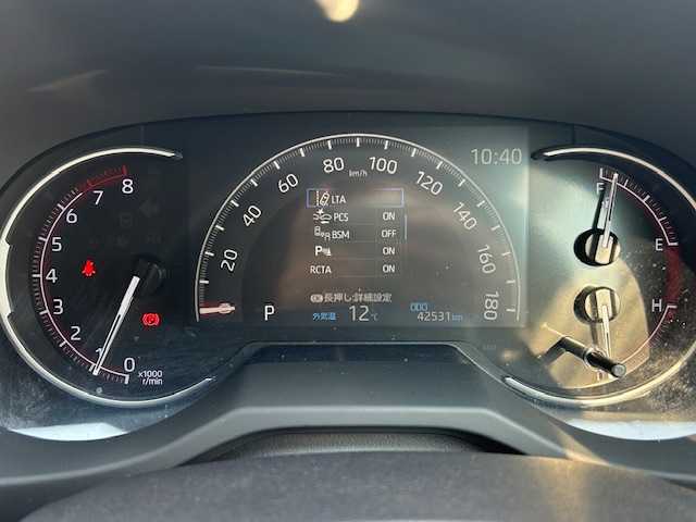 トヨタ ＲＡＶ４ アドベンチャー オフロードPKG 青森県 2020(令2)年 4.3万km グレーメタリック スペアキー/フロントTRDエアロ/TRDフォグライト/TRDラゲッジマット/ルーフレール/純正トノカバー/ブラインドスポッドモニター/Bluetooth接続/オートマチックハイビーム/レーンアシスト/横滑り防止装置/プッシュスタート/100V電源/スタッドレスタイヤ/ETC/スマートキー/取扱説明書/保証書/ナビ取扱説明書