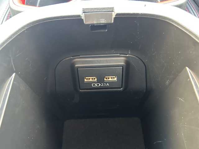 トヨタ ＲＡＶ４ アドベンチャー オフロードPKG 青森県 2020(令2)年 4.3万km グレーメタリック スペアキー/フロントTRDエアロ/TRDフォグライト/TRDラゲッジマット/ルーフレール/純正トノカバー/ブラインドスポッドモニター/Bluetooth接続/オートマチックハイビーム/レーンアシスト/横滑り防止装置/プッシュスタート/100V電源/スタッドレスタイヤ/ETC/スマートキー/取扱説明書/保証書/ナビ取扱説明書