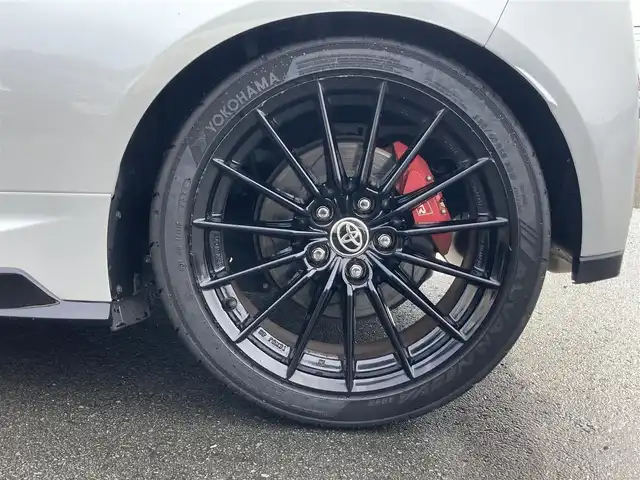 トヨタ ＧＲヤリス RZ 静岡県 2021(令3)年 5.1万km プラチナホワイトパールマイカ 純正ディスプレイオーディオナビ/　AM FM Bluetooth USB AppleCarPlay AndroidAuto/ビルトインETC/LEDオートヘッドランプ/GRロゴ入りレッドブレーキキャリパー/4WDターボ/革巻きステアリング/ステアリングスイッチ/スマートキー＆プッシュスタート/アイドリングストップ/GRエアロ/6速MT/フルセグTV/純正18インチアルミホイール