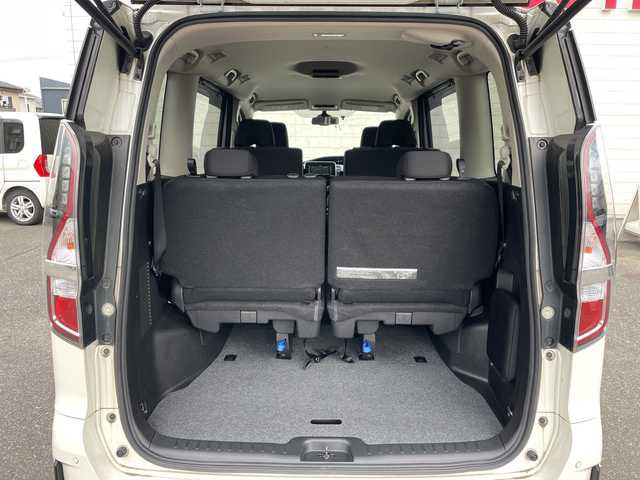 日産 セレナ ハイウェイスター V 山口県 2019(令1)年 2.7万km ブリリアントホワイトパール 2トーン エマージェンシーブレーキ/セーフティーパックB/社外ディスプレイオーディオ/CD/DVD/SD/iPod/BT/ETC/バックカメラ/全周囲カメラ/レーダークルーズコントロール/パーキングアシスト/プロパイロット/ハンズフリー両側オートスライドドア/前後ドライブレコ―ダー/前後コーナーセンサー/ドアバイザー/純正フロアマット/電動格納ミラー