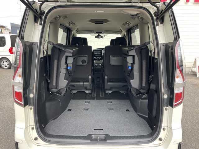 日産 セレナ ハイウェイスター V 山口県 2019(令1)年 2.7万km ブリリアントホワイトパール 2トーン エマージェンシーブレーキ/セーフティーパックB/社外ディスプレイオーディオ/CD/DVD/SD/iPod/BT/ETC/バックカメラ/全周囲カメラ/レーダークルーズコントロール/パーキングアシスト/プロパイロット/ハンズフリー両側オートスライドドア/前後ドライブレコ―ダー/前後コーナーセンサー/ドアバイザー/純正フロアマット/電動格納ミラー