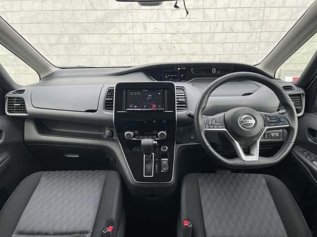 日産 セレナ ハイウェイスター V 山口県 2019(令1)年 2.7万km ブリリアントホワイトパール 2トーン エマージェンシーブレーキ/セーフティーパックB/社外ディスプレイオーディオ/CD/DVD/SD/iPod/BT/ETC/バックカメラ/全周囲カメラ/レーダークルーズコントロール/パーキングアシスト/プロパイロット/ハンズフリー両側オートスライドドア/前後ドライブレコ―ダー/前後コーナーセンサー/ドアバイザー/純正フロアマット/電動格納ミラー